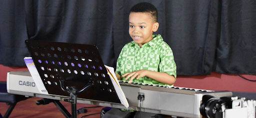 Finding Your Rhythm with Guitar Lessons That Actually Move You Forward